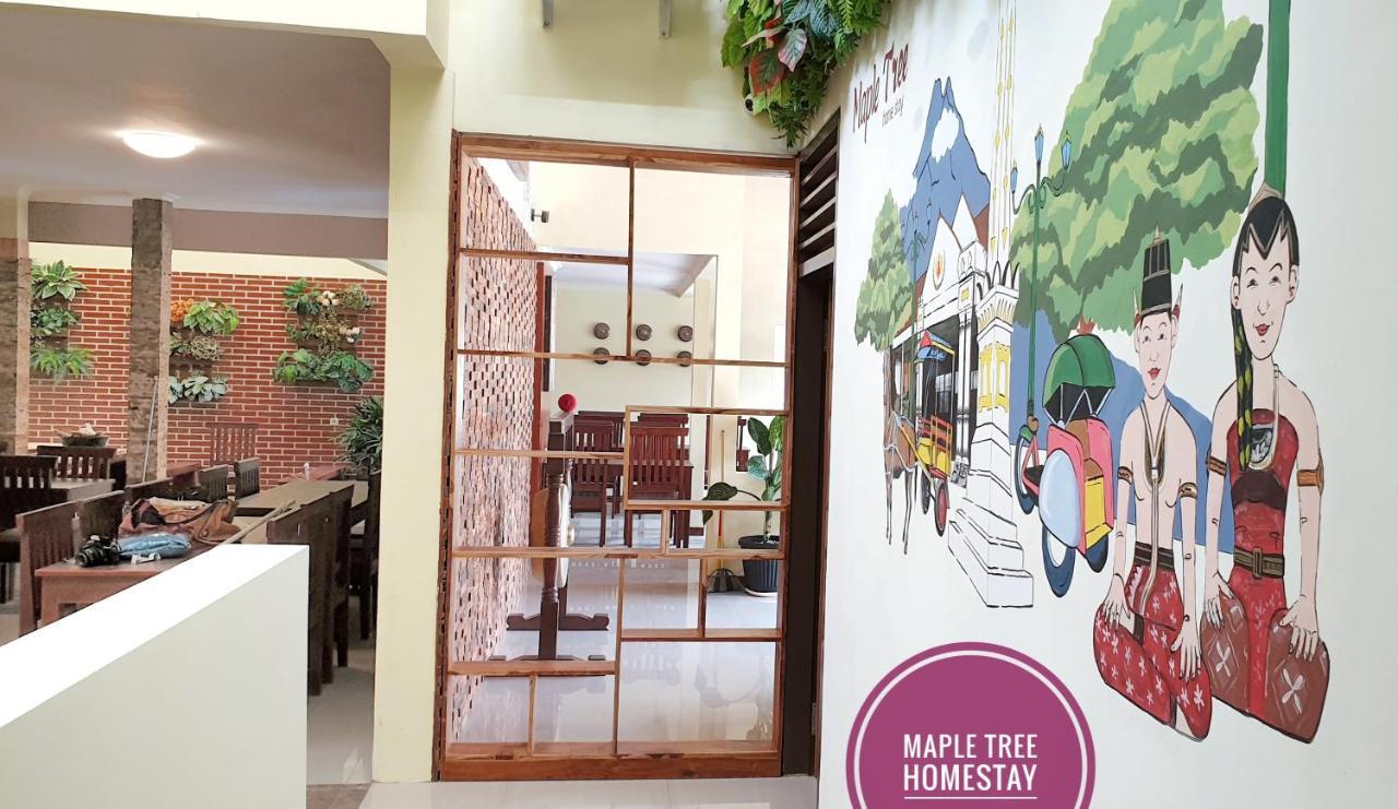 Maple Tree Homestay Maguwo Exteriér fotografie