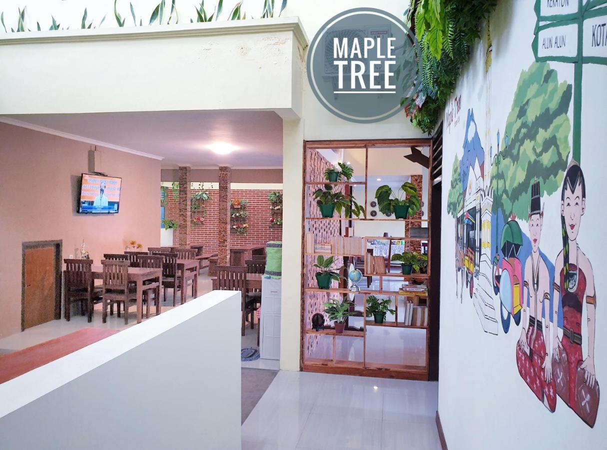 Maple Tree Homestay Maguwo Exteriér fotografie